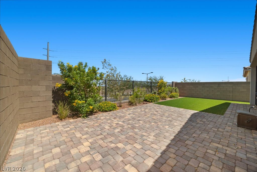 82 Nine Mile Creek Drive Las Vegas NV 89138