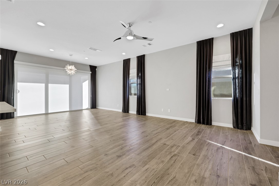 82 Nine Mile Creek Drive Las Vegas NV 89138