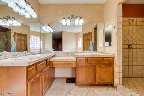 8152 Eagledancer Avenue Las Vegas NV 89129
