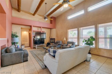 8152 Eagledancer Avenue Las Vegas NV 89129