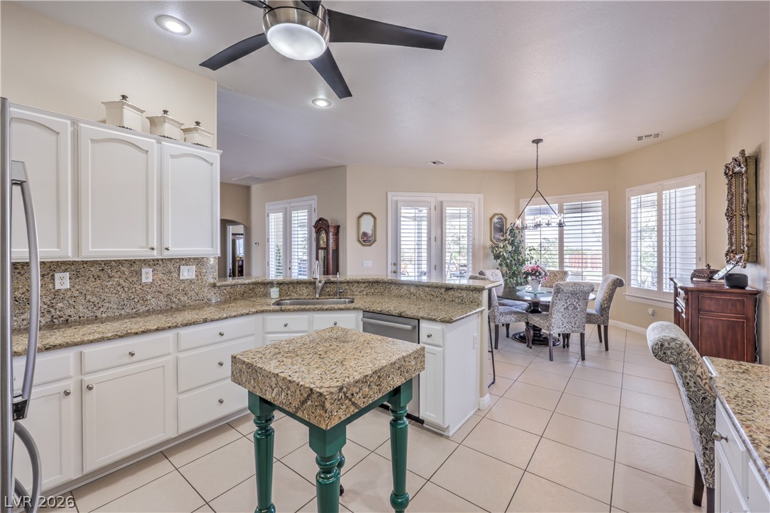 2340 Maricopa Street Pahrump NV 89048