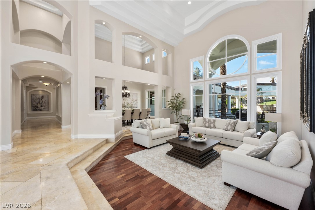 7440 Oak Grove Avenue Las Vegas NV 89117