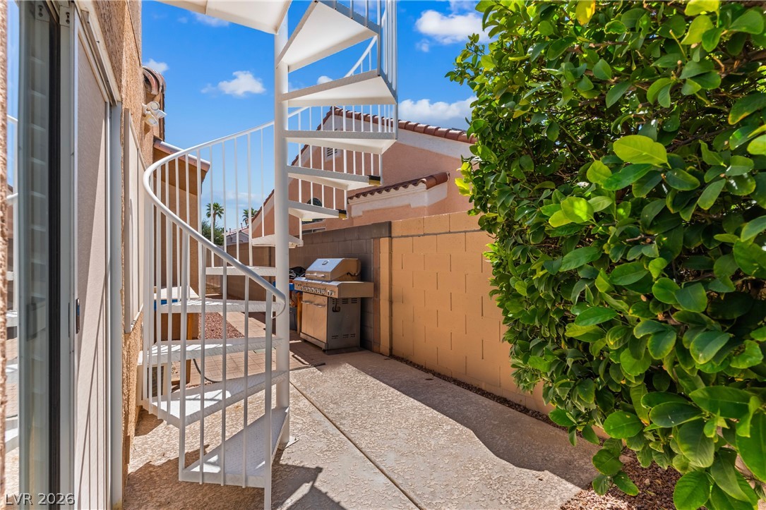 527 Duran Street Henderson NV 89015