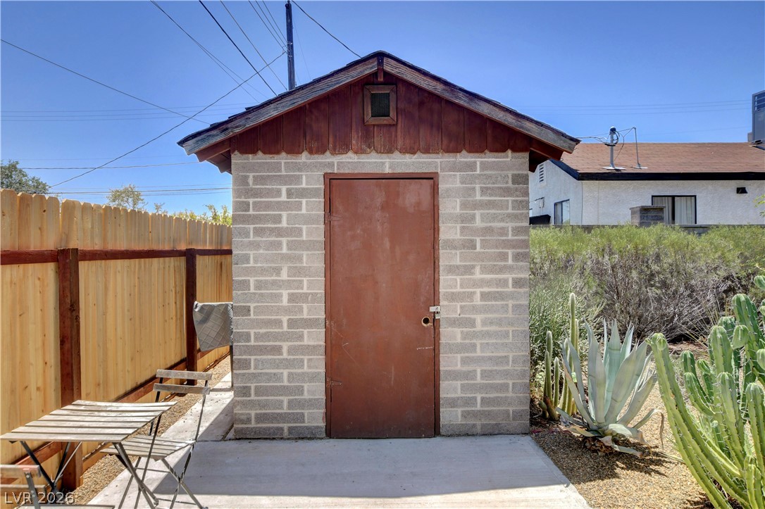 1349 Douglas Drive Las Vegas NV 89102