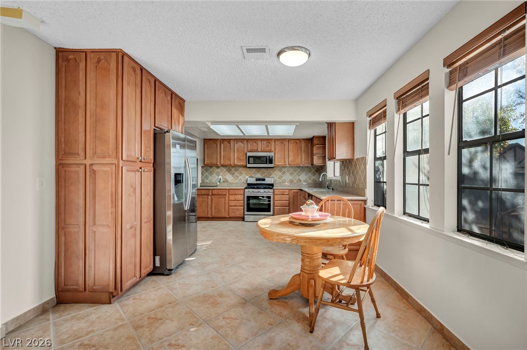 3923 Landsdown Place Las Vegas NV 89121