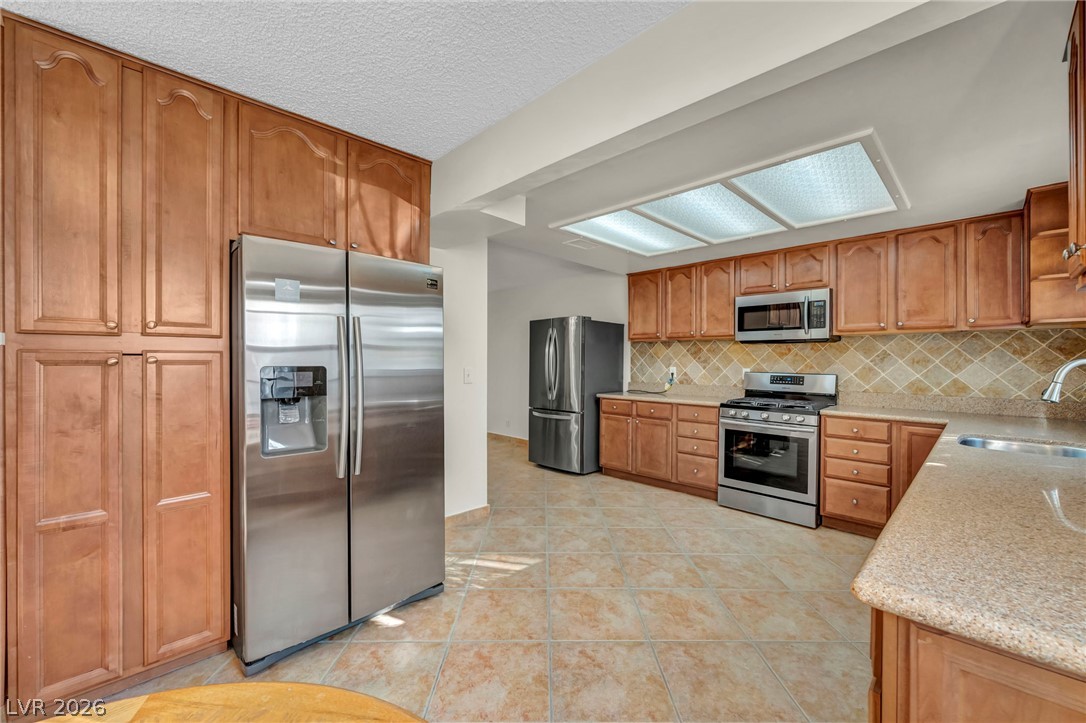 3923 Landsdown Place Las Vegas NV 89121