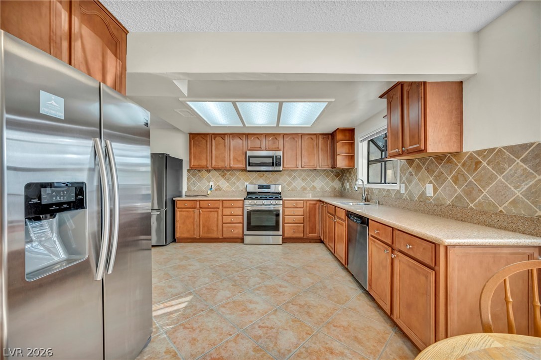3923 Landsdown Place Las Vegas NV 89121