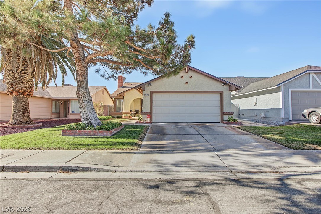 6333 Copperfield Avenue Las Vegas NV 89108
