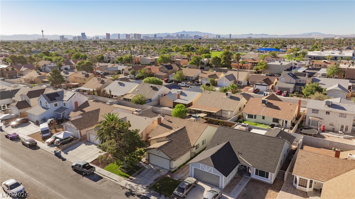 6333 Copperfield Avenue Las Vegas NV 89108