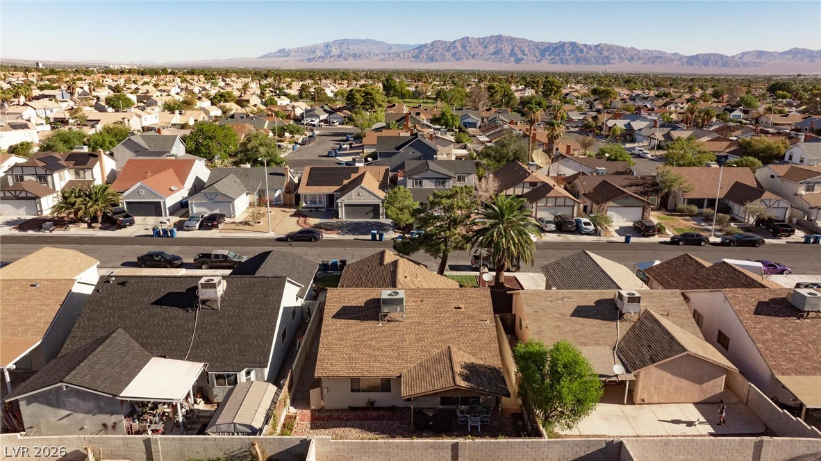 6333 Copperfield Avenue Las Vegas NV 89108