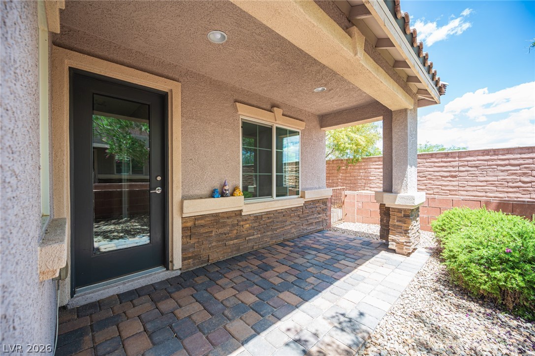9916 Sable Point Street Las Vegas NV 89178