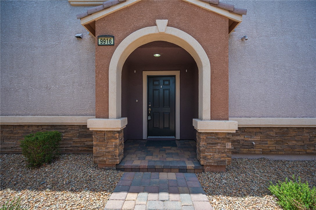 9916 Sable Point Street Las Vegas NV 89178