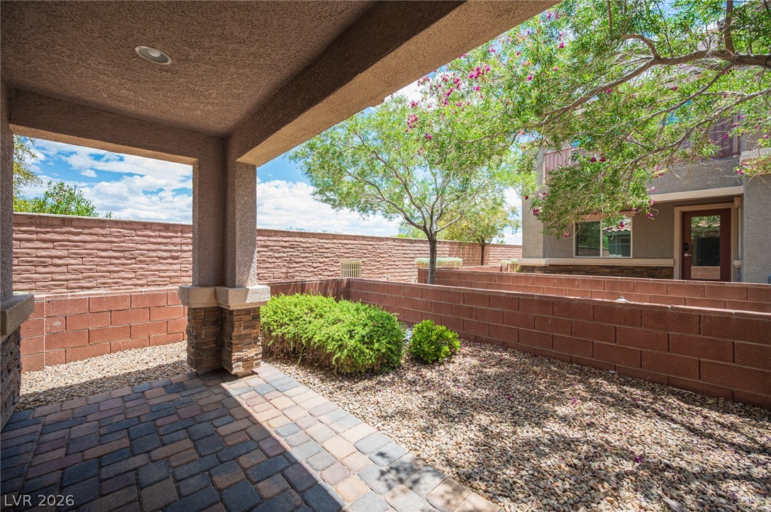 9916 Sable Point Street Las Vegas NV 89178