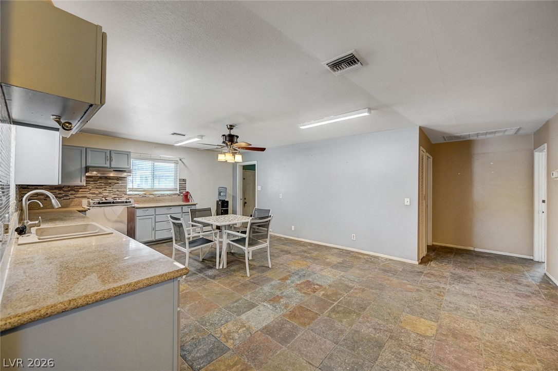 1555 Bledsoe Lane Las Vegas NV 89110