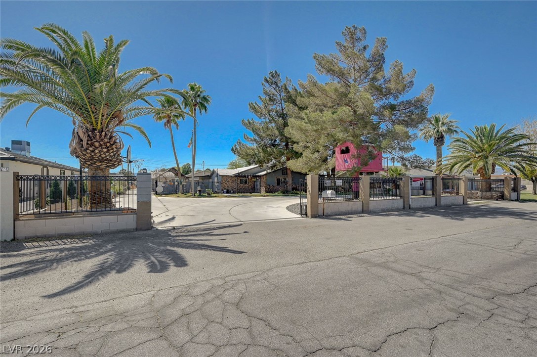 1555 Bledsoe Lane Las Vegas NV 89110