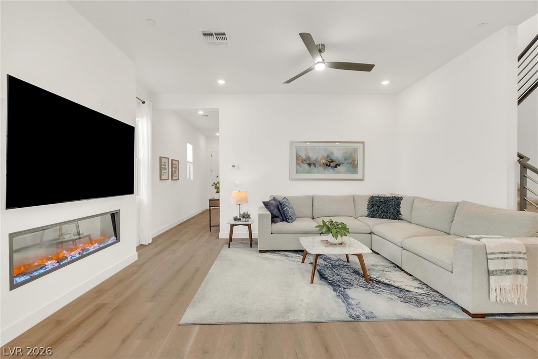 1563 Crested Eagle Street Las Vegas NV 89138