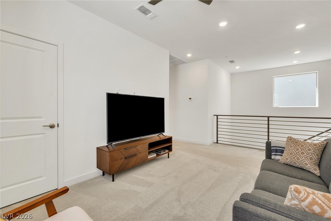 1563 Crested Eagle Street Las Vegas NV 89138