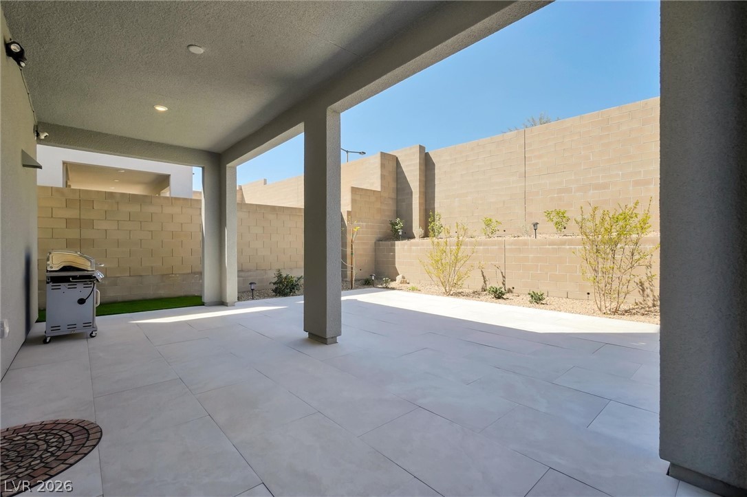 1563 Crested Eagle Street Las Vegas NV 89138