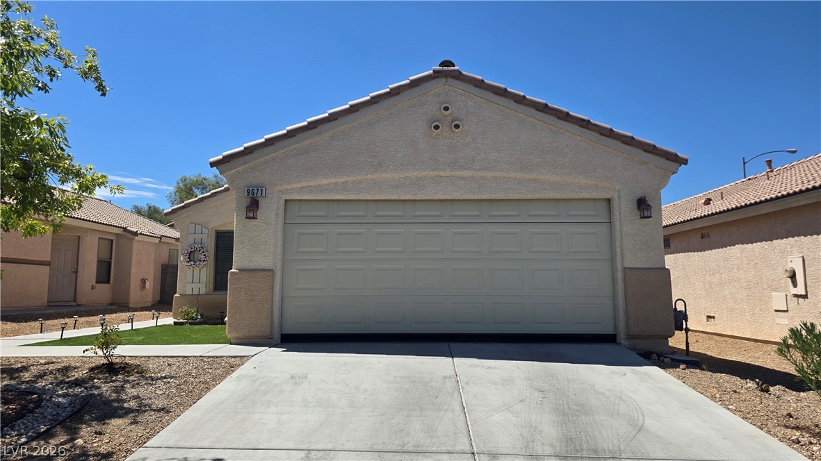 9671 Giddings Avenue Las Vegas NV 89148