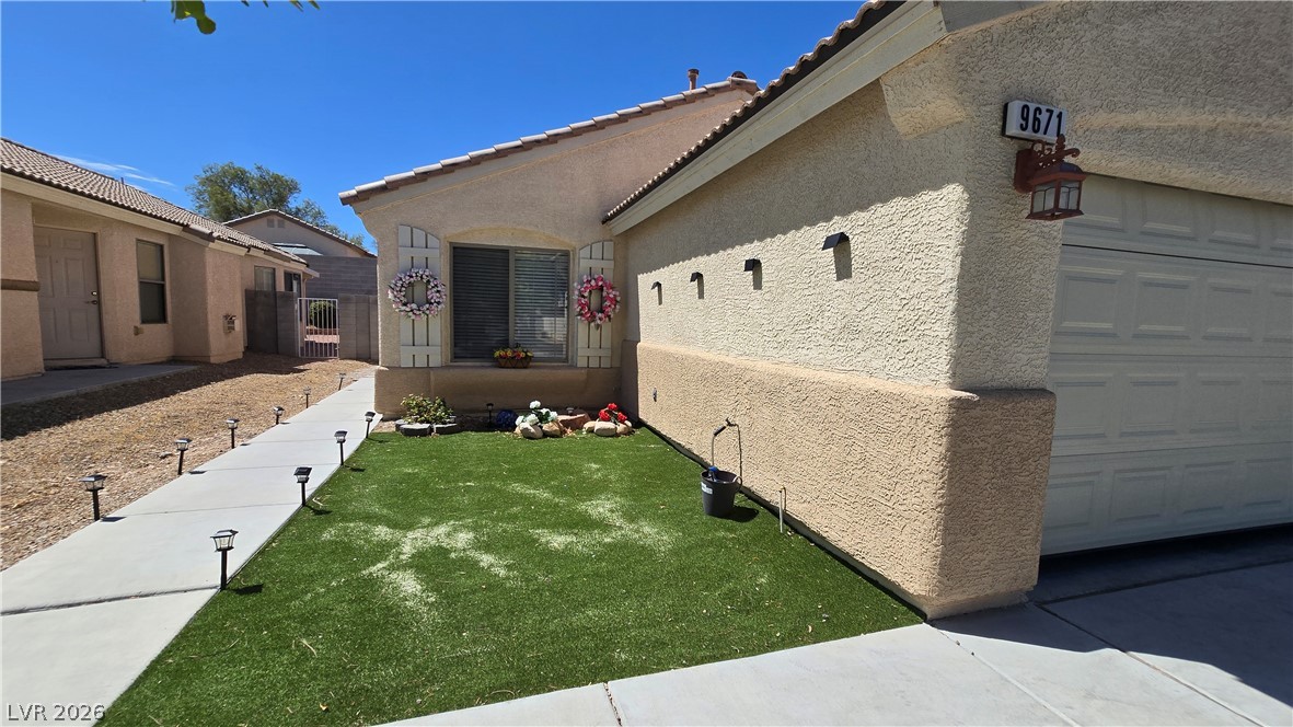9671 Giddings Avenue Las Vegas NV 89148
