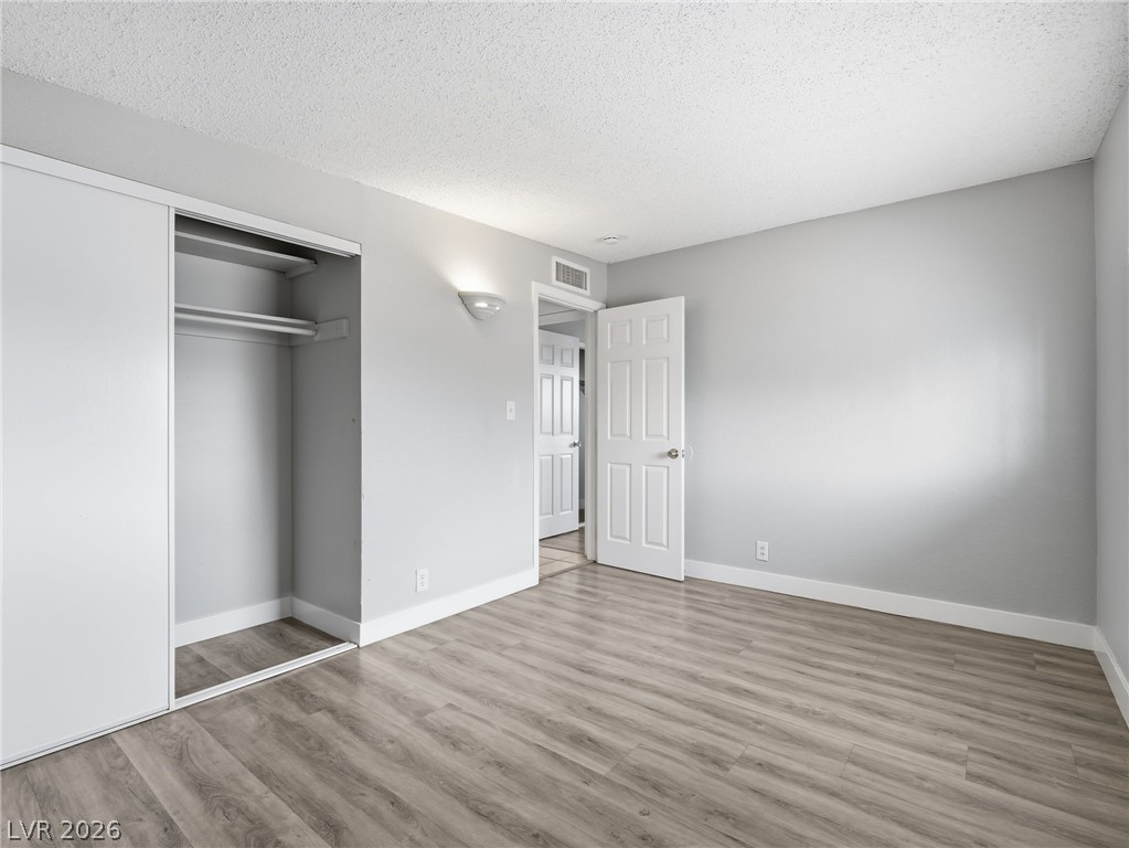 5132 Hallet Drive Las Vegas NV 89122