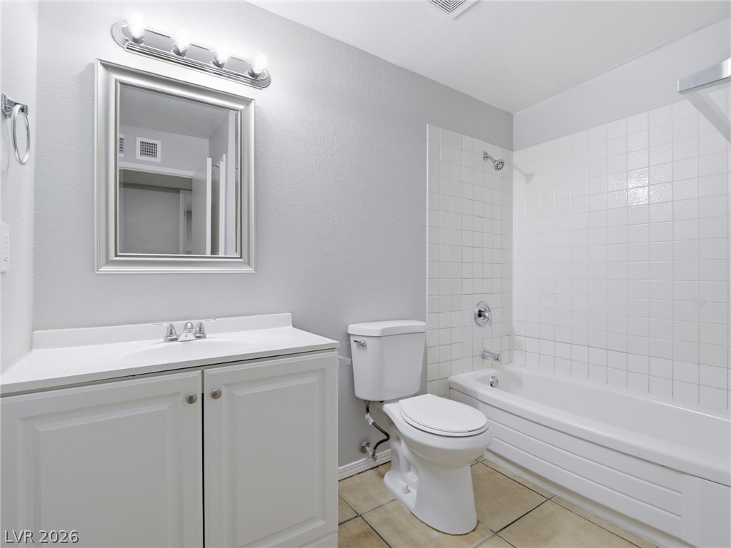 5132 Hallet Drive Las Vegas NV 89122