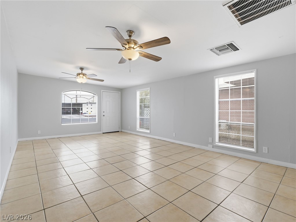 5132 Hallet Drive Las Vegas NV 89122