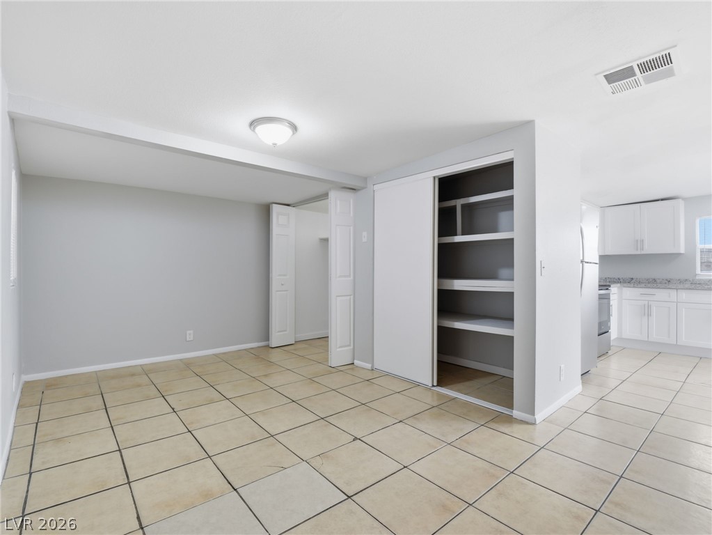 5132 Hallet Drive Las Vegas NV 89122