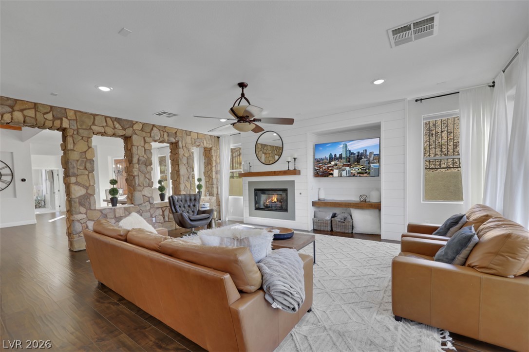 915 Via Canale Drive Henderson NV 89011