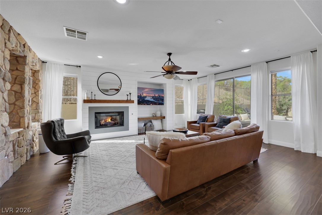 915 Via Canale Drive Henderson NV 89011