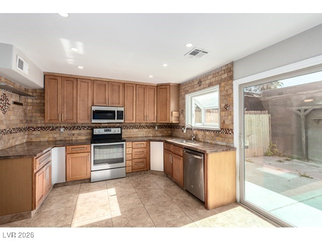 3374 China Drive Las Vegas NV 89121