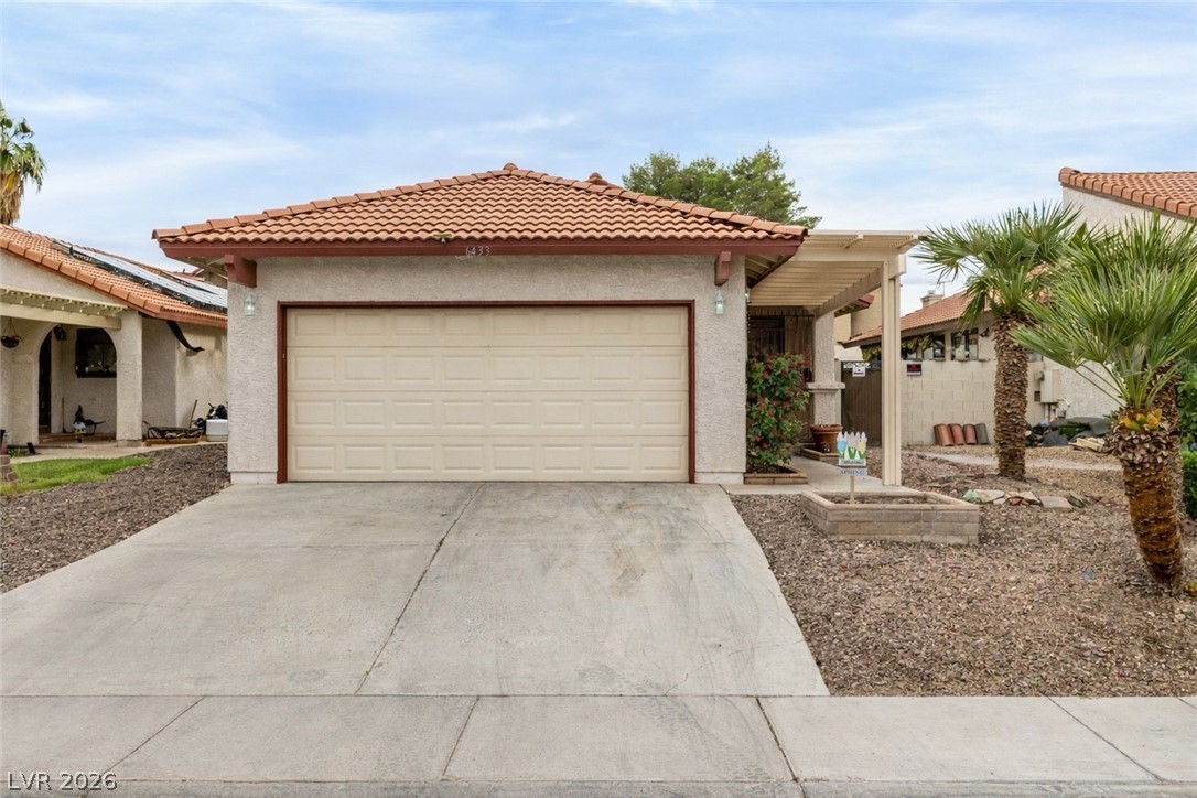 6433 Pearcrest Road Las Vegas NV 89108