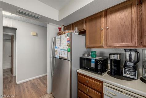 6433 Pearcrest Road Las Vegas NV 89108