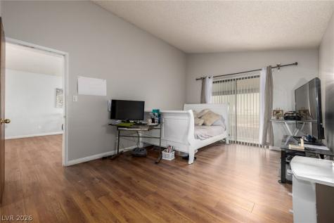 6433 Pearcrest Road Las Vegas NV 89108