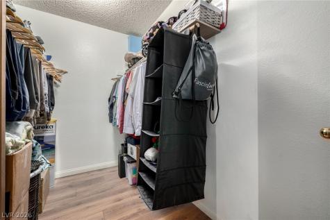 6433 Pearcrest Road Las Vegas NV 89108