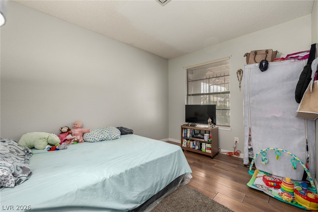 6433 Pearcrest Road Las Vegas NV 89108