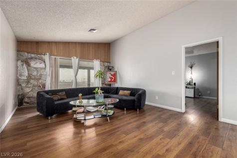 6433 Pearcrest Road Las Vegas NV 89108