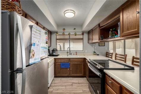 6433 Pearcrest Road Las Vegas NV 89108