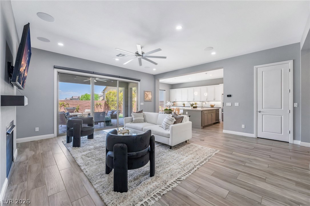9988 Regency Square Avenue Las Vegas NV 89148