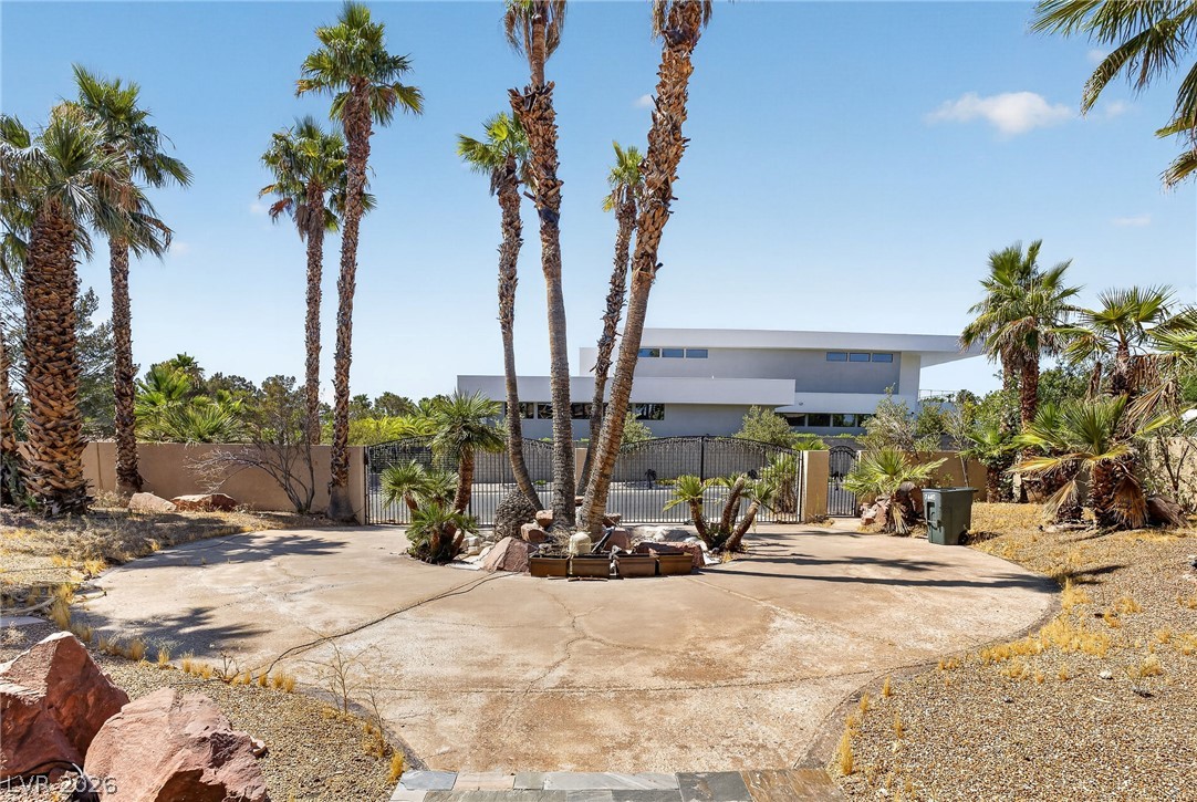 7440 Eldora Avenue Las Vegas NV 89117