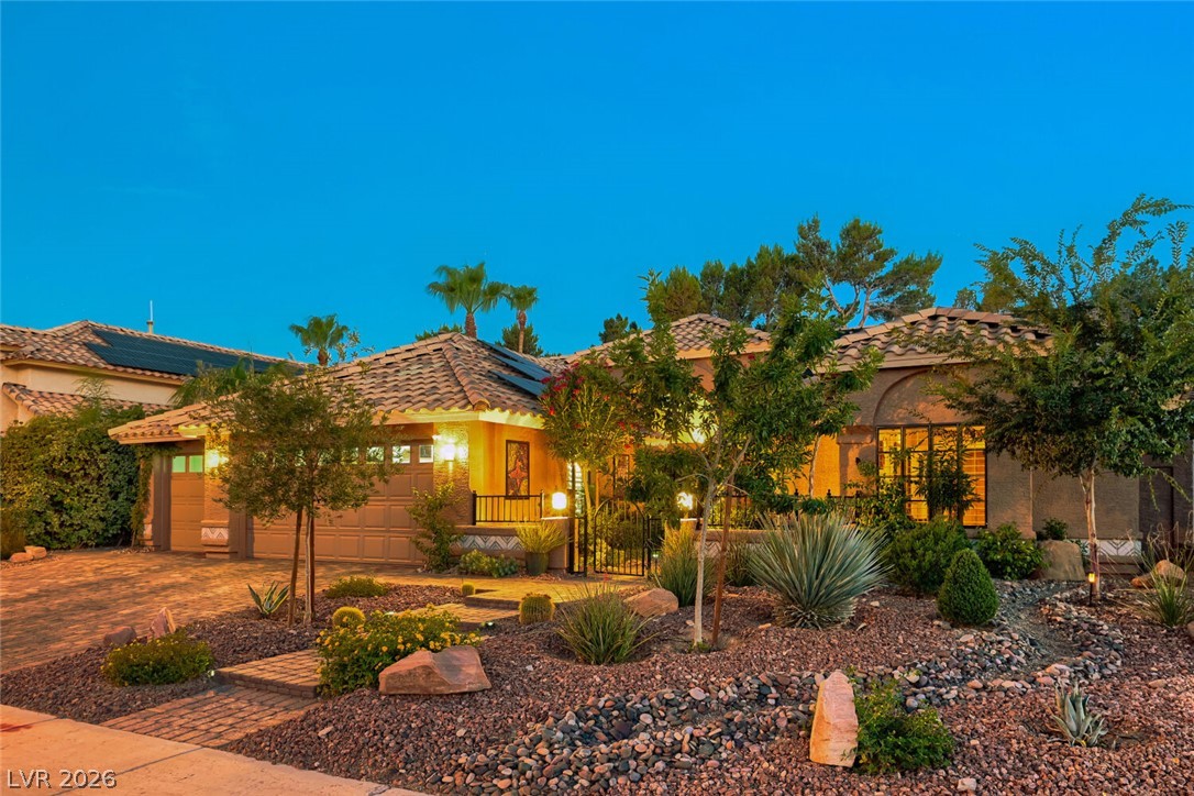 10005 North Mahogany Grove Lane Las Vegas NV 89117