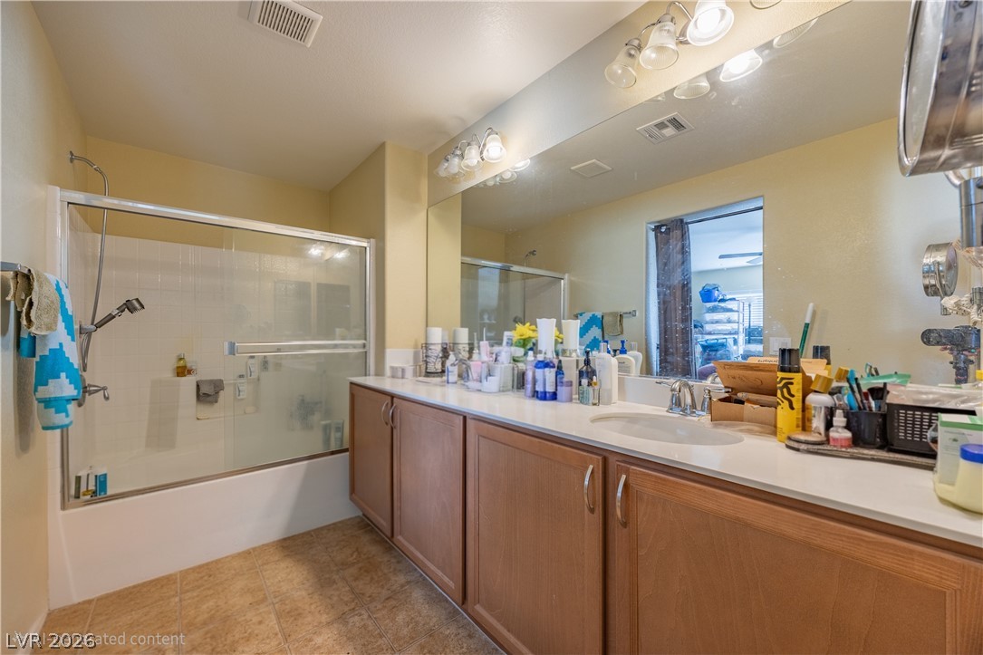 223 Heathrow Lake Avenue North Las Vegas NV 89084