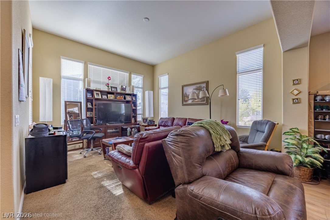 223 Heathrow Lake Avenue North Las Vegas NV 89084