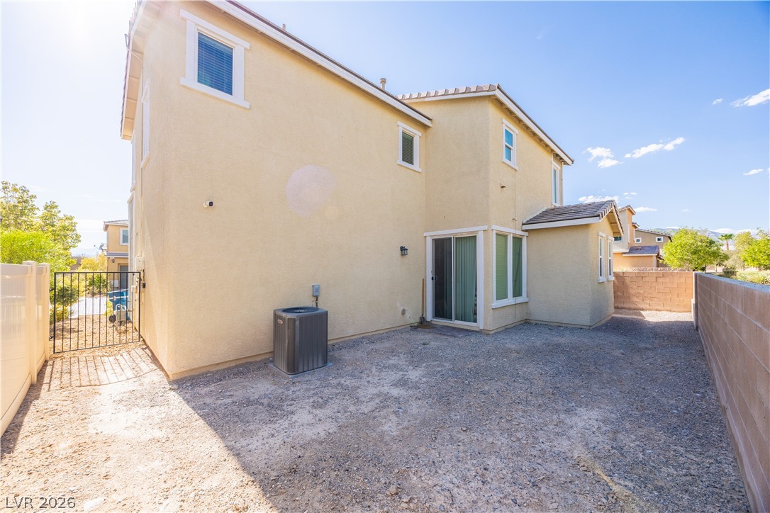 223 Heathrow Lake Avenue North Las Vegas NV 89084