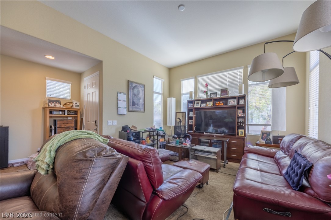 223 Heathrow Lake Avenue North Las Vegas NV 89084