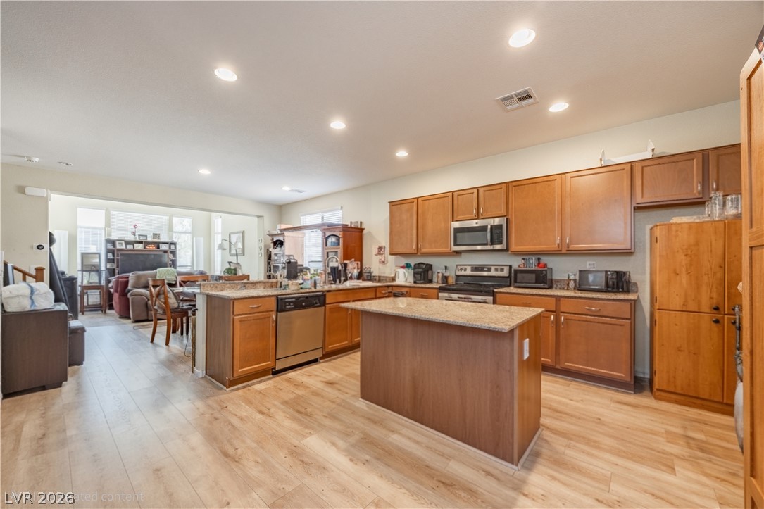 223 Heathrow Lake Avenue North Las Vegas NV 89084