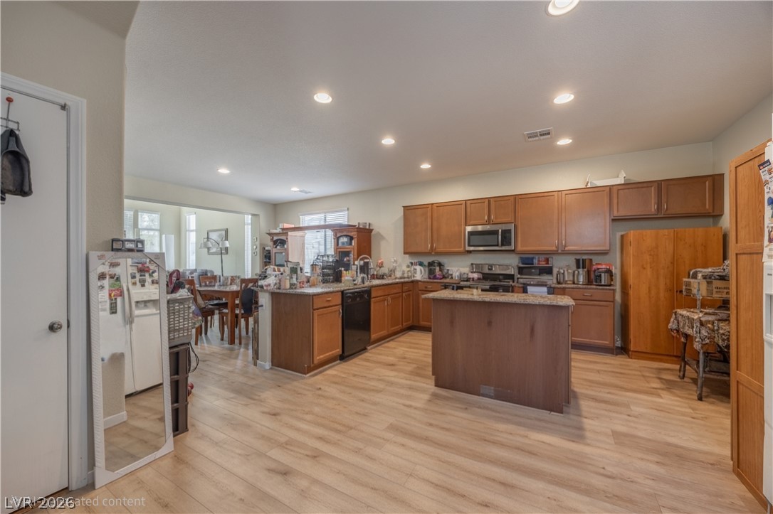 223 Heathrow Lake Avenue North Las Vegas NV 89084