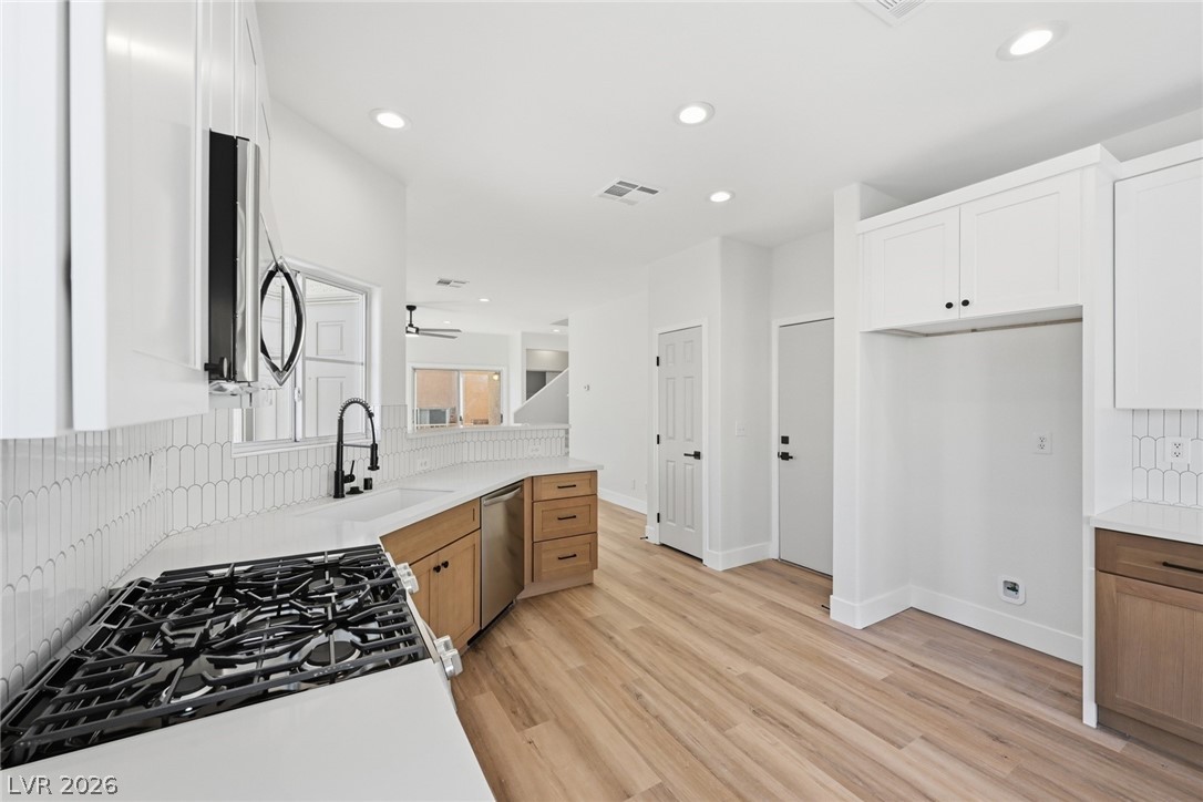 6352 Lonesome Lake Street Las Vegas NV 89148