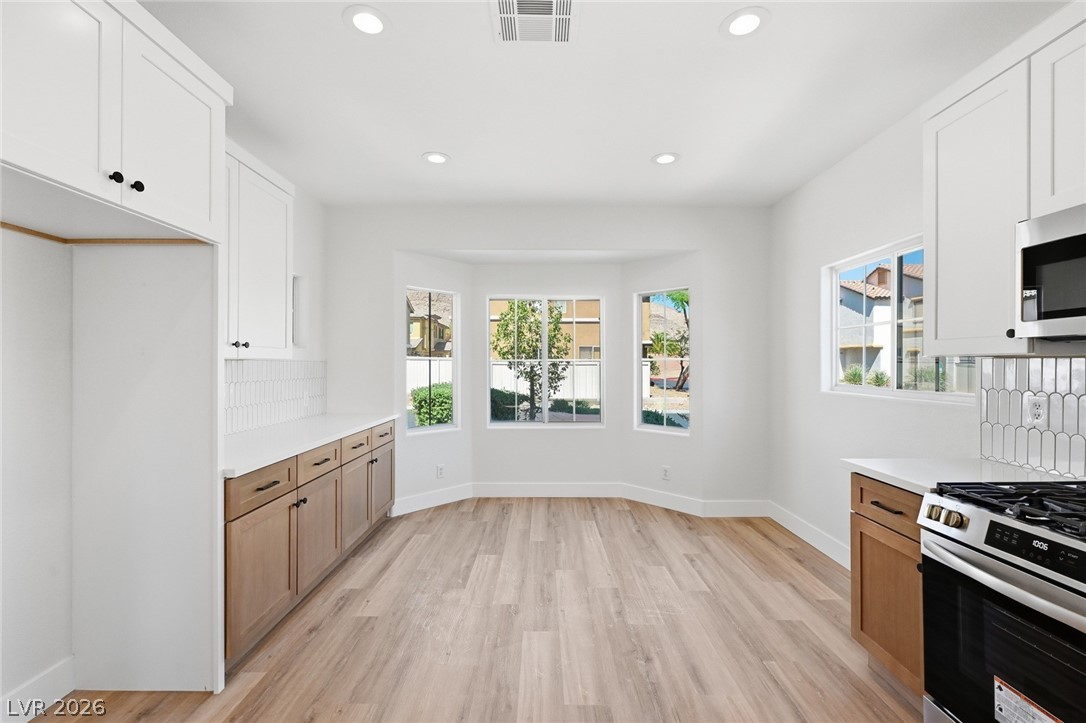 6352 Lonesome Lake Street Las Vegas NV 89148