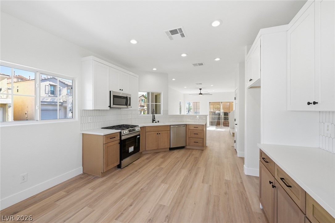 6352 Lonesome Lake Street Las Vegas NV 89148